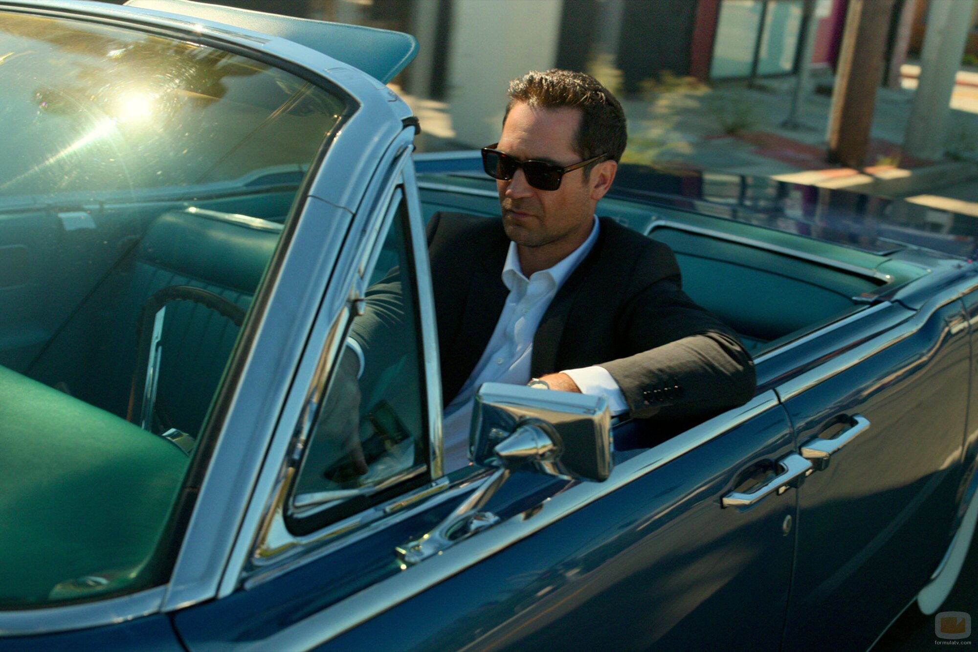 Manuel Garcia-Rulfo en el 'Obligaciones' de 'The Lincoln Lawyer'