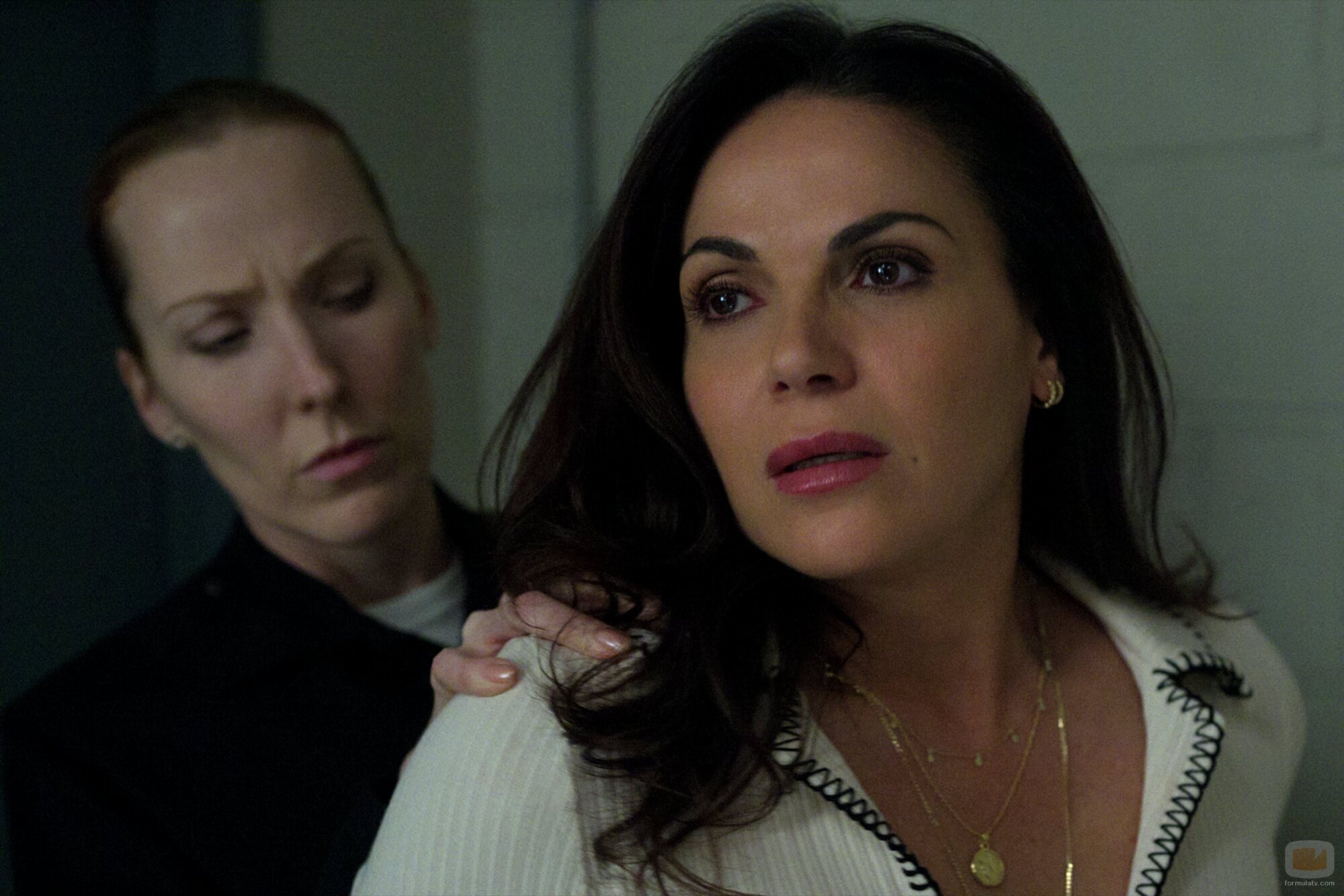 Lana Parrilla en el 2x03 de 'El abogado del Lincoln'
