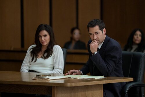 Lana Parrilla y Manuel Garcia-Rulfo en el 'Mentes desconfiadas' de 'The Lincoln Lawyer'