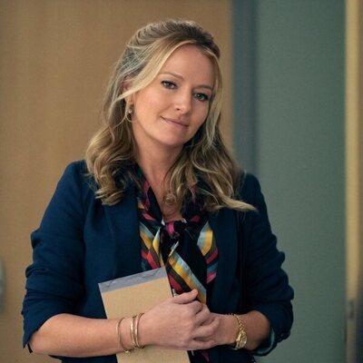 Becki Newton en 'Renuncia' de 'El abogado del Lincoln'