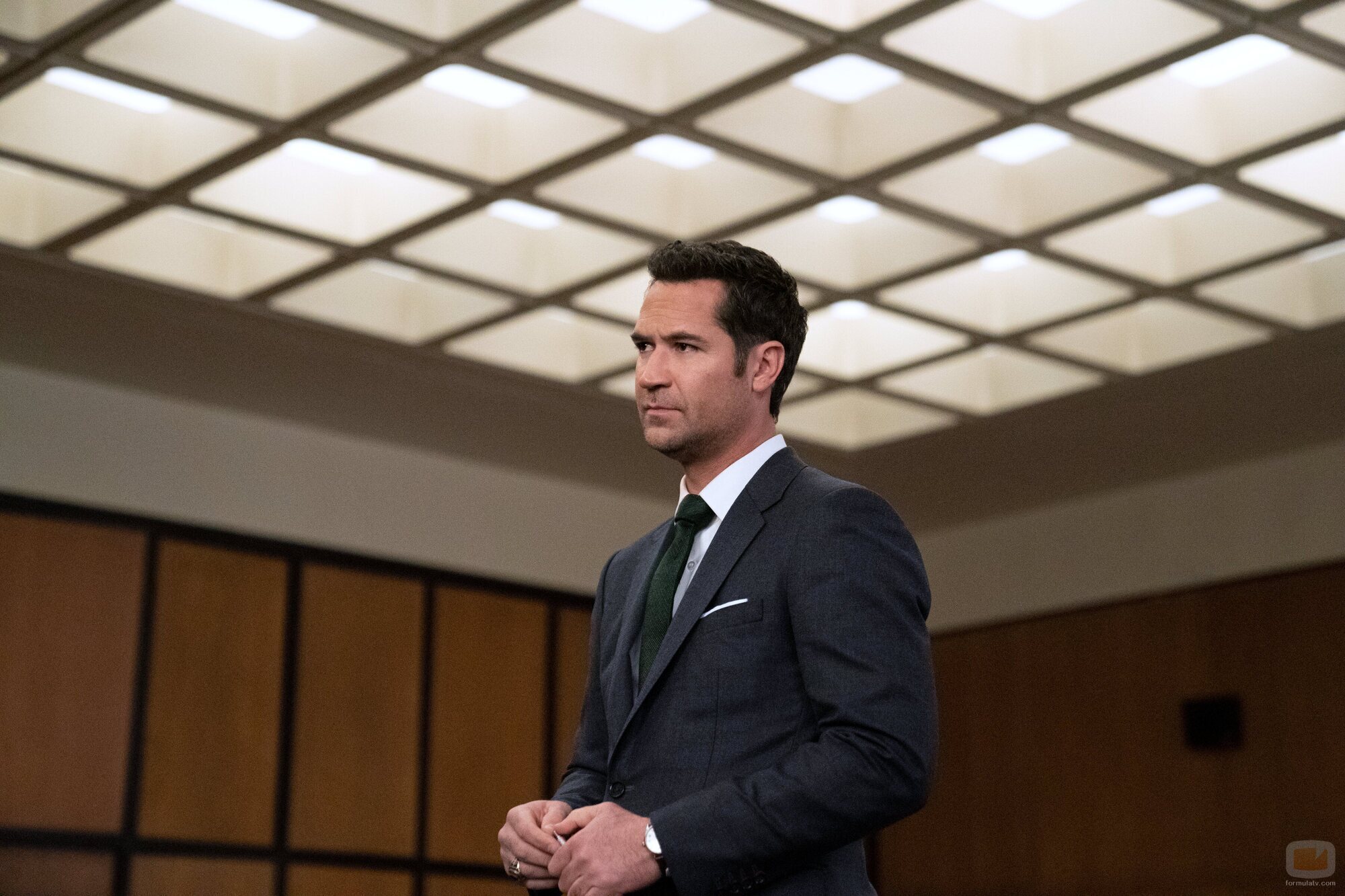 Manuel Garcia-Rulfo en el 2x08 de 'The Lincoln Lawyer'