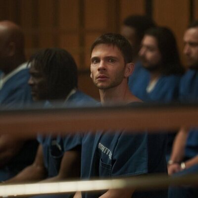 Devon Graye en 3x02 titulado 'Cargos especiales' de 'El abogado del Lincoln'