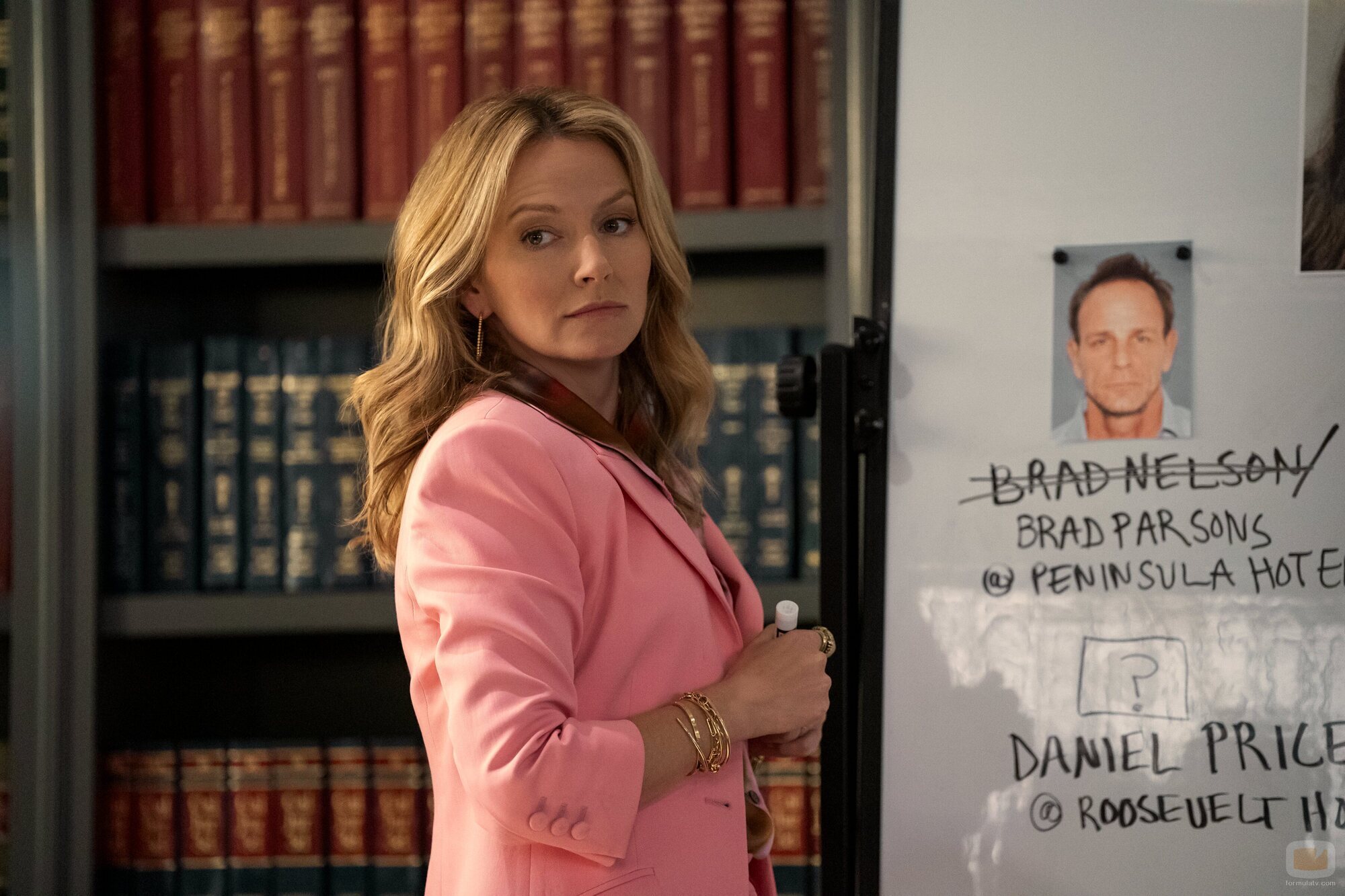 Becki Newton en la temporada 3 y el capítulo 02 de 'El abogado del Lincoln'