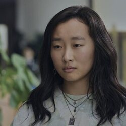 Ji-young Yoo en 'Hogar' de 'Expatriadas'