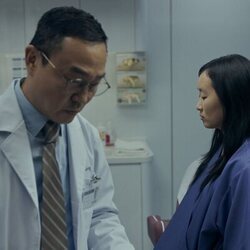 Foto de Ji-young Yoo en el 'Hogar' de 'The Expatriates'