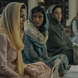 Sarayu Blue en el 1x06 de 'Expats'