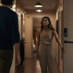 Sarayu Blue en el 1x05 de 'Expatriadas'