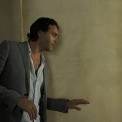 Jack Huston en 1x04 'El continente' de 'Expatriadas'