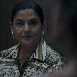 1x04 de 'The Expatriates'