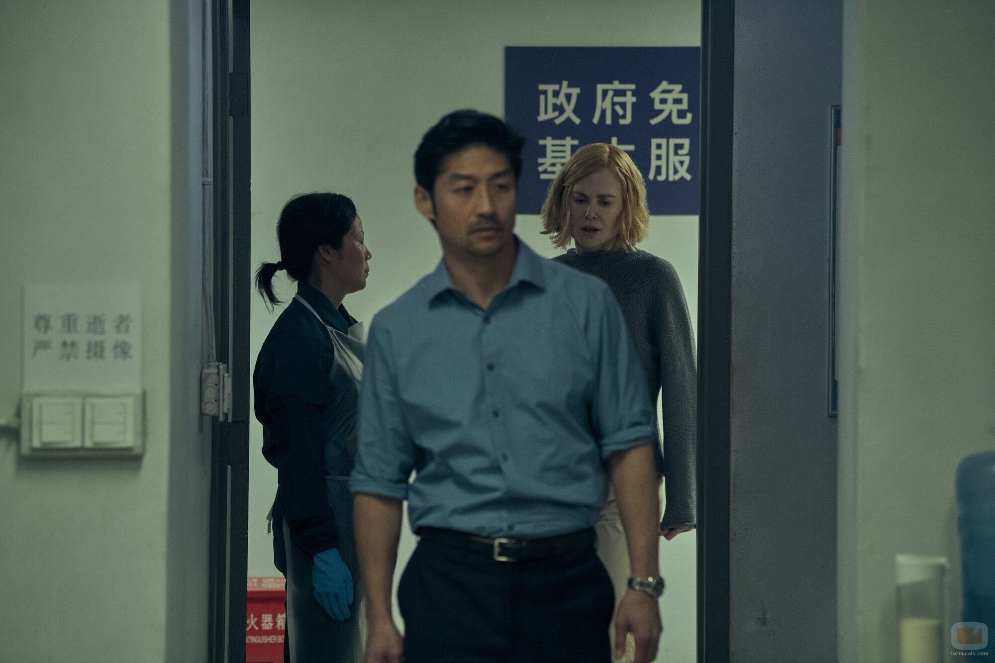 Nicole Kidman y Brian Tee en 1x04 titulado 'El continente' de 'Expatriadas'