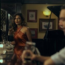 Sarayu Blue en 'Mid-Levels' de 'Expatriadas'