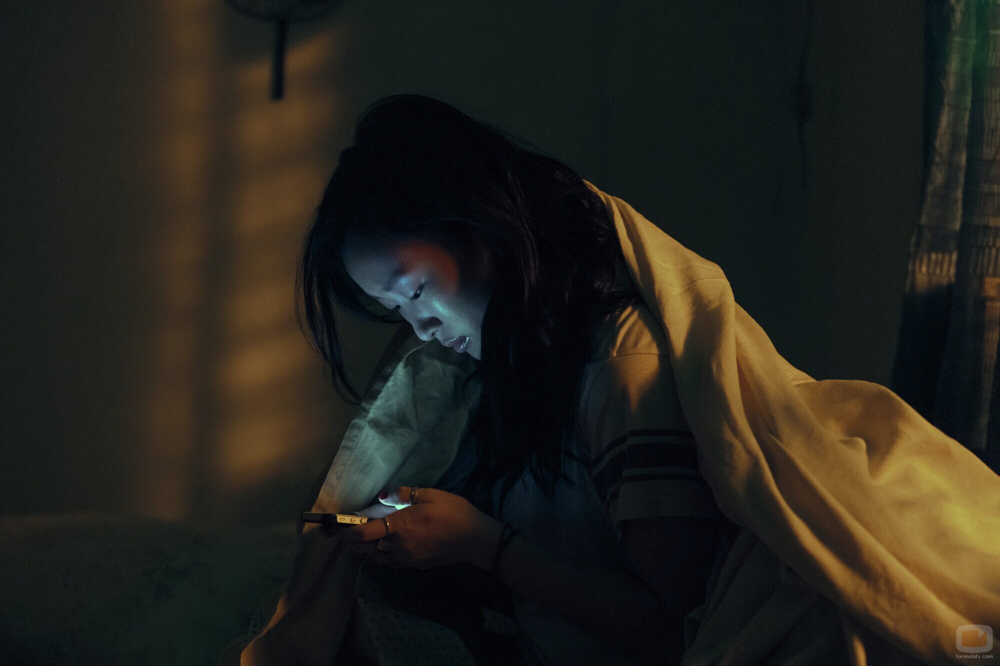 Still de Ji-young Yoo en la temporada 1 y el capítulo 03 de 'Expatriadas'
