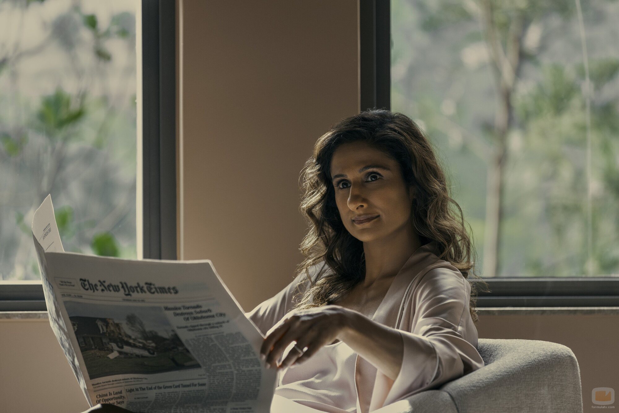 Sarayu Blue en 1x02 'Mongkok' de 'Expatriadas'