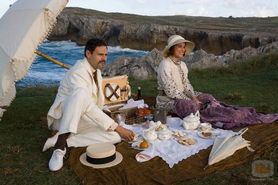 Roberto Enríquez y Adriana Ugarte en 'La señora'