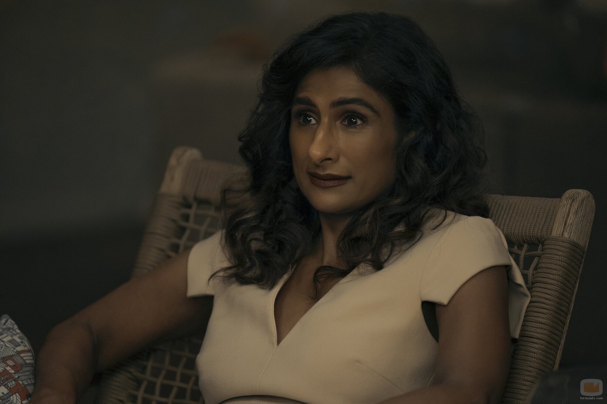 Sarayu Blue en 'Mongkok' de 'Expatriadas'