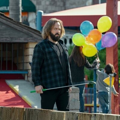 Angus Sampson en el 'Una relación improbable' de 'The Lincoln Lawyer'