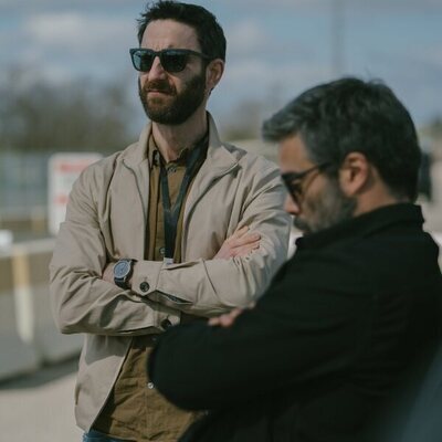 Dani Rovira en 1x04 titulado 'Miércoles Santo' de 'Cuando nadie nos ve'