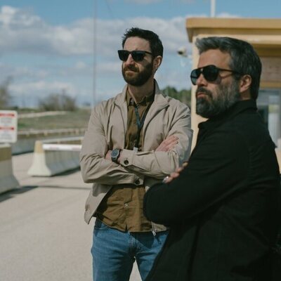 Dani Rovira y Juanfra Juárez en 'Miércoles Santo' de 'Cuando nadie nos ve'