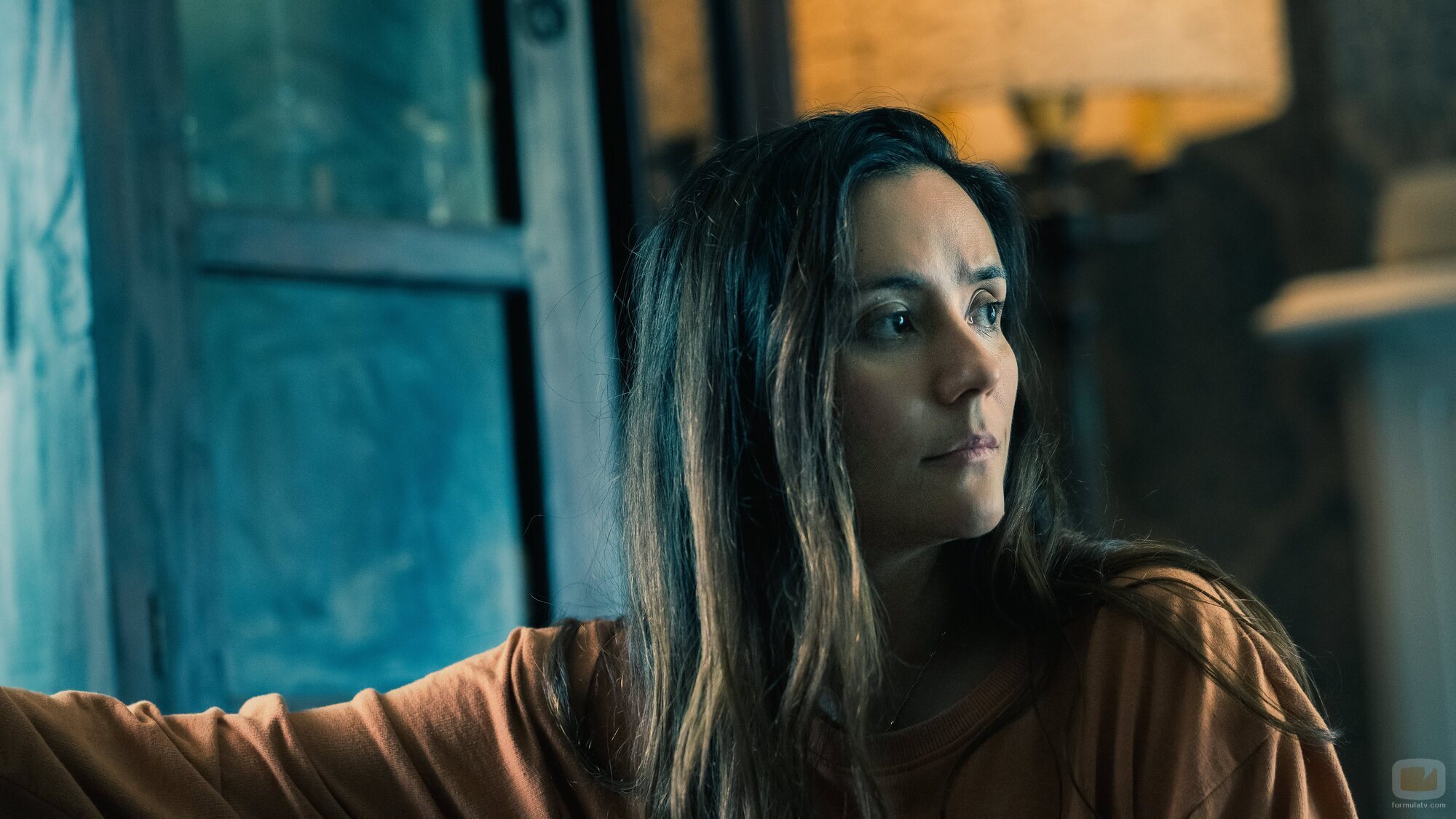 Catalina Sandino Moreno en 1x03 titulado 'El día de la elección' de 'From'