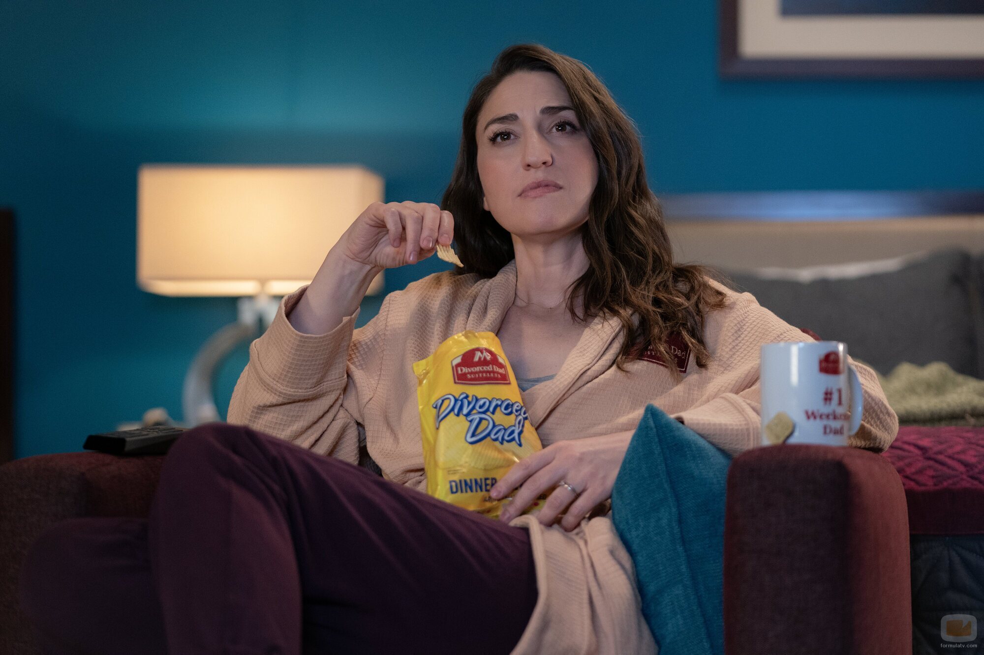 Sara Bareilles en el 'Fort Worth' de 'Girls 5 eva'