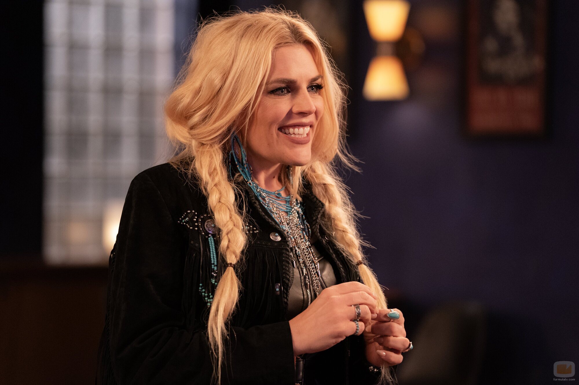 Busy Philipps en el 3x02 de 'Girls 5 eva'
