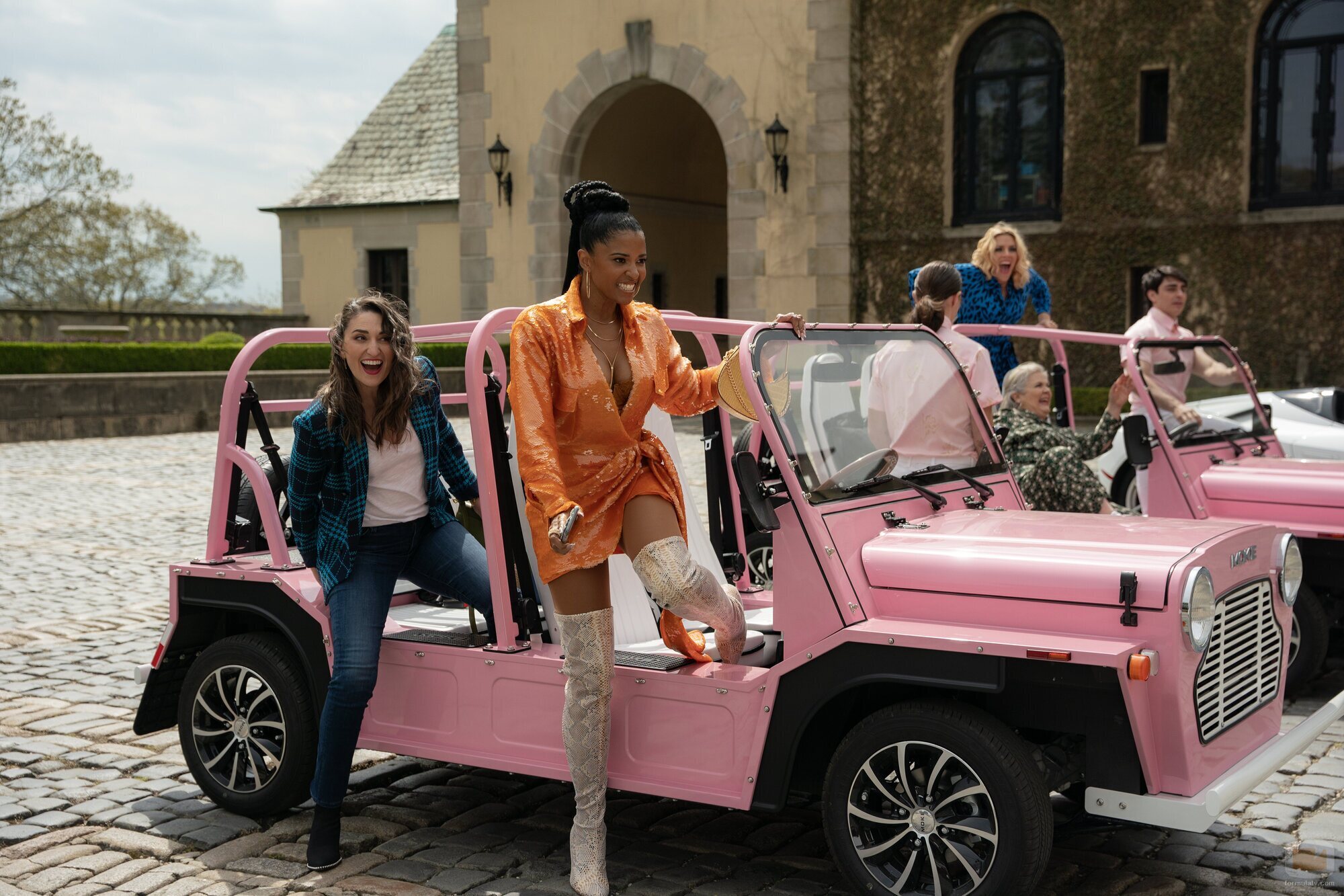 Escena de 3x04 'Orlando' de 'Girls5eva'