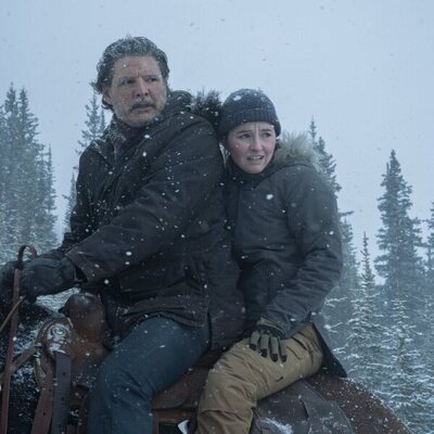 Pedro Pascal y Kaitlyn Dever en 'Through the Valley' de 'The Last of Us'