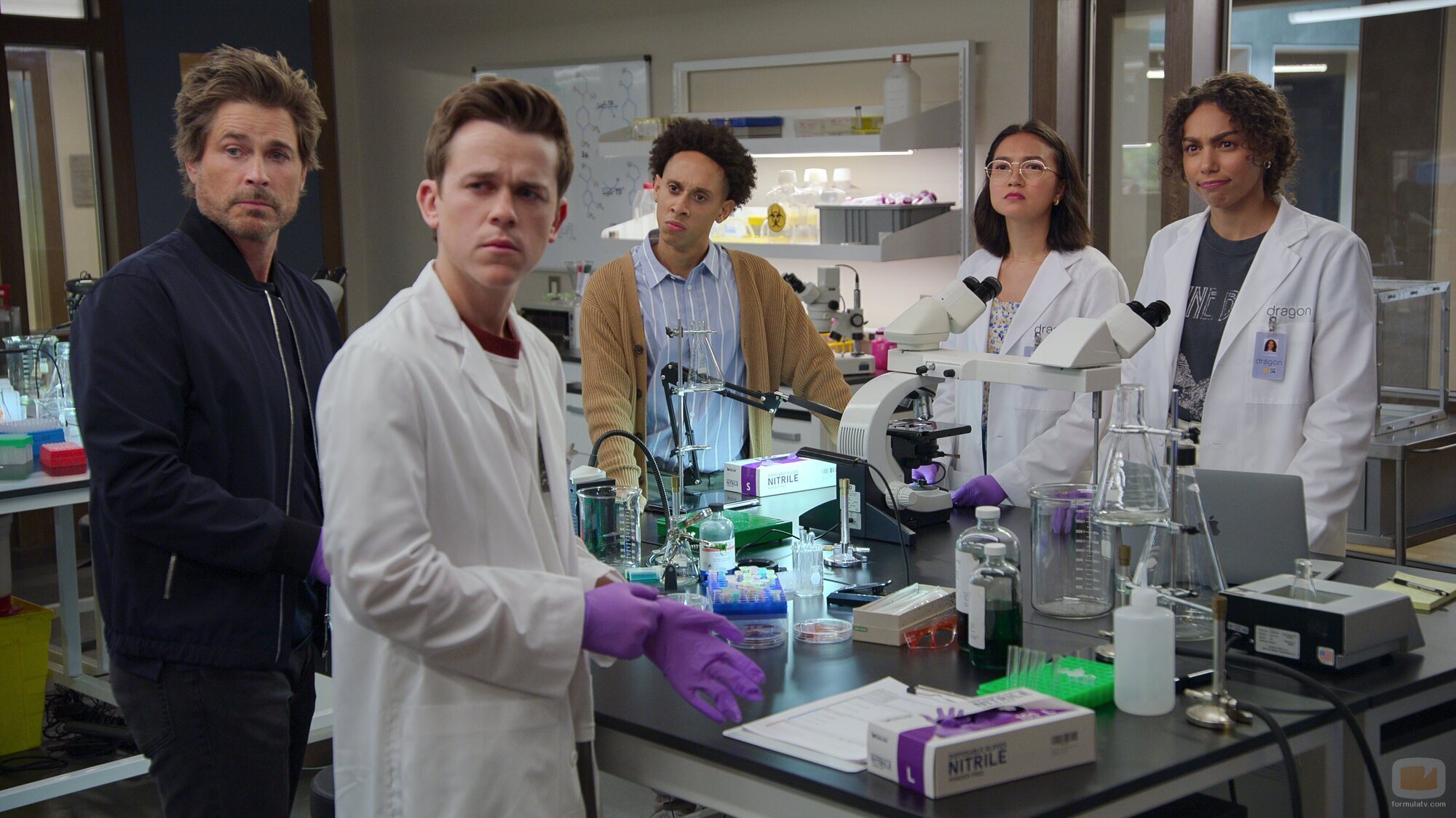1x04 titulado 'Colonos y orgías' de 'Inestable'