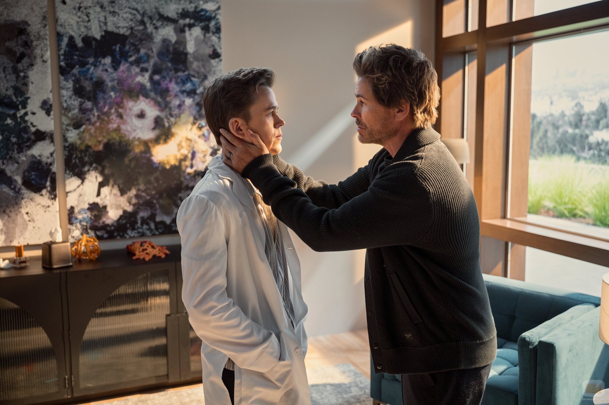 Rob Lowe y John Owen Lowe en Capítulo 4 titulado 'Colonos y orgías' de 'Inestable'