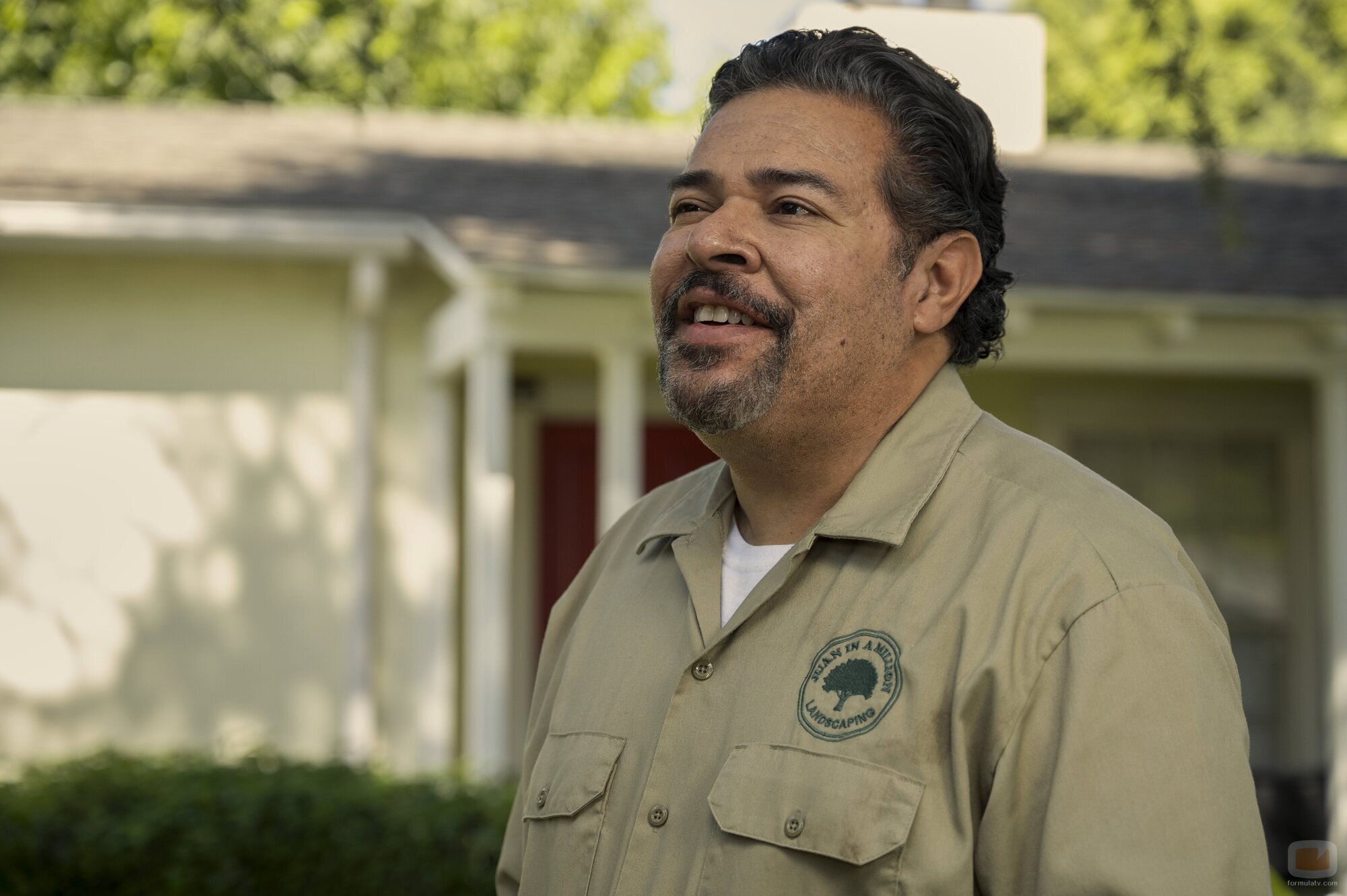 Frank Gallegos en la temporada 1 y el capítulo 07 de 'Inestable'