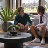 Rob Lowe y John Owen Lowe en 2x02 titulado 'La victoria será mía' de 'Inestable'