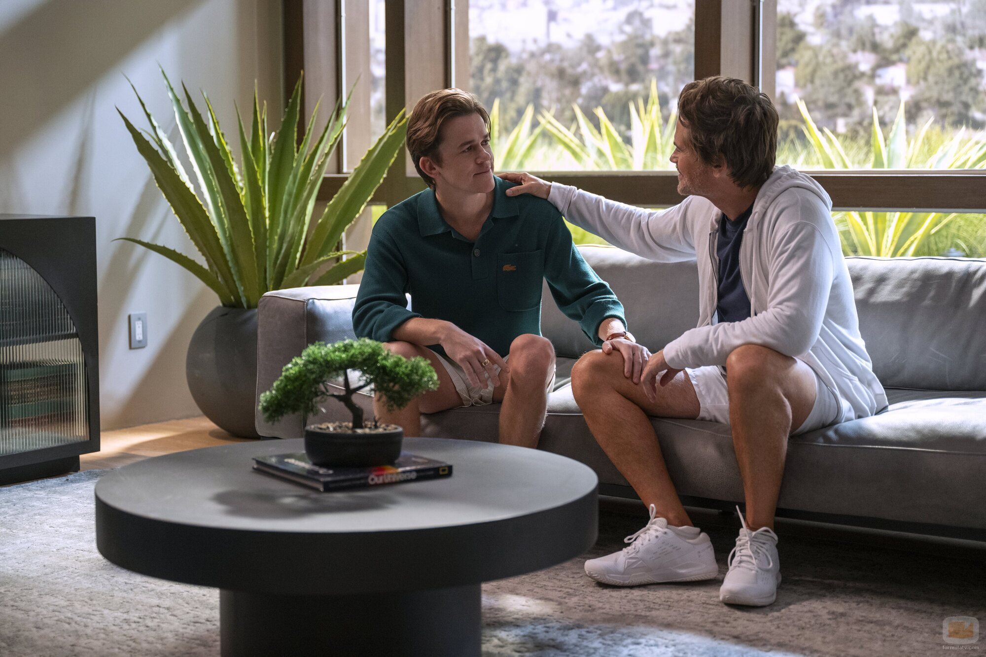 Rob Lowe y John Owen Lowe en 2x02 titulado 'La victoria será mía' de 'Inestable'