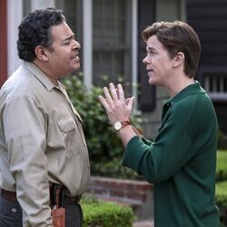 Frank Gallegos y John Owen Lowe en la temporada 2 y el capítulo 02 de 'Inestable'