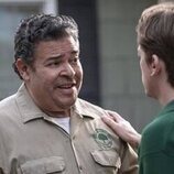 Frank Gallegos y John Owen Lowe en Capítulo 2 titulado 'La victoria será mía' de 'Inestable'