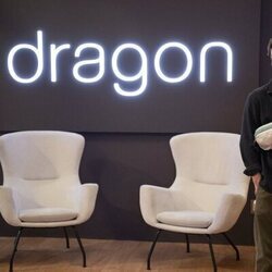 John Owen Lowe en Capítulo 3 titulado 'Retiro de empresa' de 'Inestable'