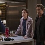 Rob Lowe y John Owen Lowe en la temporada 2 y el capítulo 04 de 'Inestable'