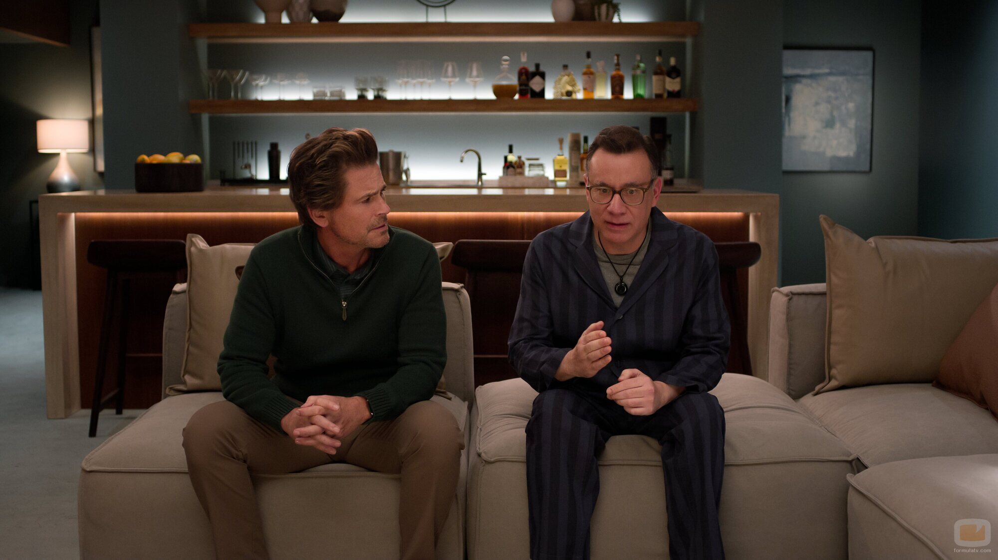 Rob Lowe y Fred Armisen en la temporada 2 y el capítulo 08 de 'Inestable'