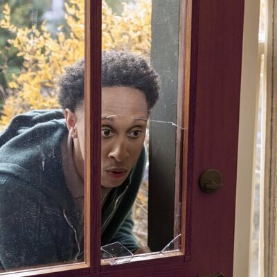 Aaron Branch en 2x08 'La Universidad de Ellis' de 'Inestable'