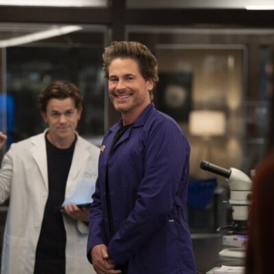 Rob Lowe y John Owen Lowe en 'La Universidad de Ellis' de 'Inestable'