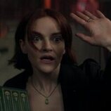 Escena de Madeline Brewer en 5x01 titulado 'El hombre más afortunado de Nueva York' de 'You'