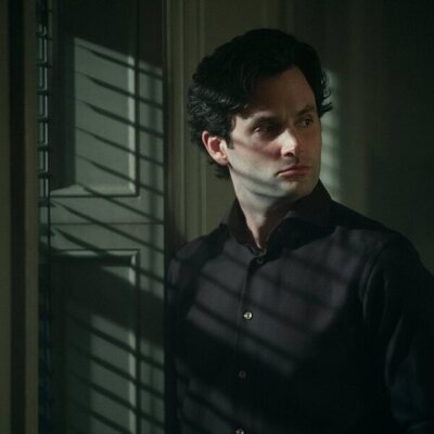 Penn Badgley en 'El hombre más afortunado de Nueva York' de 'You'