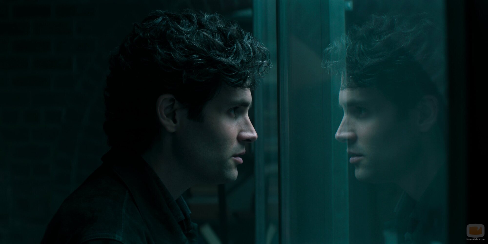 Penn Badgley en 5x03 'El síndrome del impostor' de 'You'
