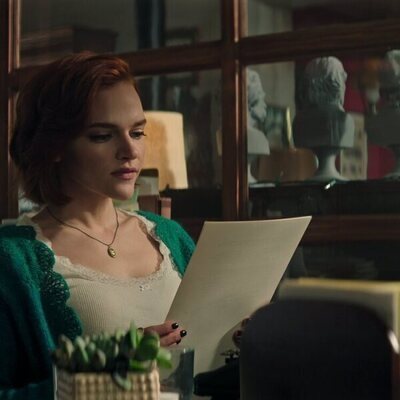 Madeline Brewer en 5x04 titulado 'No, Maddie, Maddie, Maddie' de 'You'