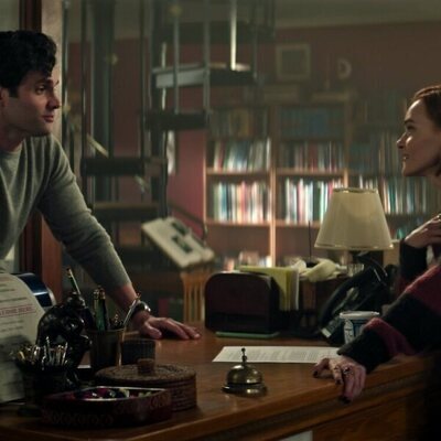 Penn Badgley y Madeline Brewer en Capítulo 4 titulado 'No, Maddie, Maddie, Maddie' de 'You'