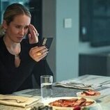 Anna Camp en el 5x05 de 'You'