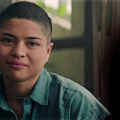 b en el 5x07 de 'You'
