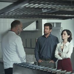 Manu Baqueiro y Elena Rivera en 1x06 'Capítulo 6' de 'Perdiendo el juicio'