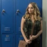 Debby Ryan en 1x07 titulado 'Miss Magic Jesus' de 'Insaciable'