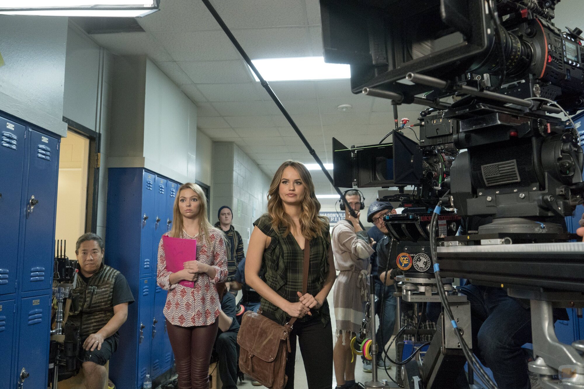 Debby Ryan en la temporada 1 y el capítulo 07 de 'Insaciable'