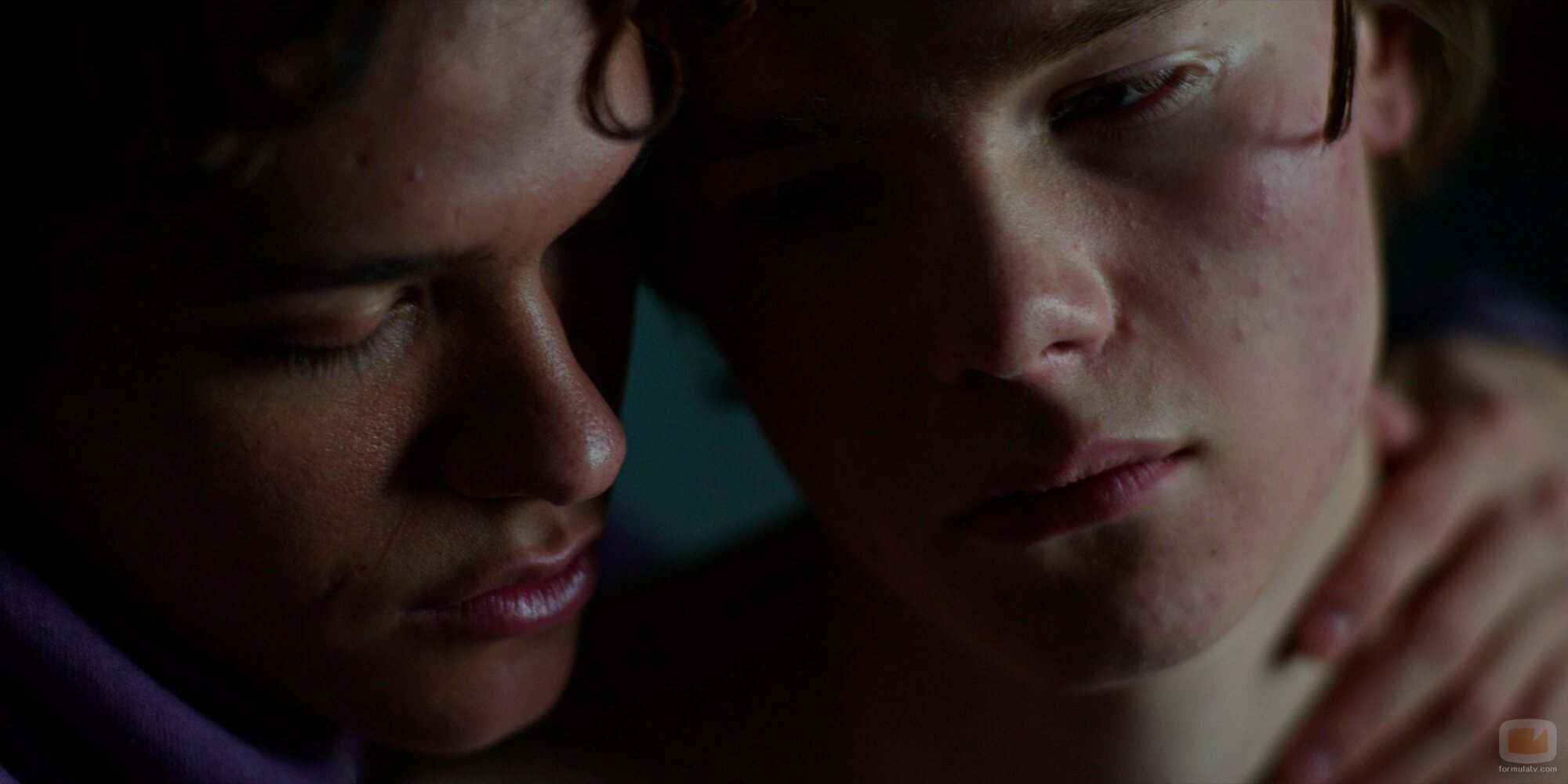 Edvin Ryding y Omar Rudberg en la temporada 1 y el capítulo 04 de 'Jóvenes altezas'